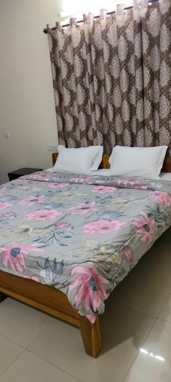 Brookside Service Apartment 班加罗尔 外观 照片