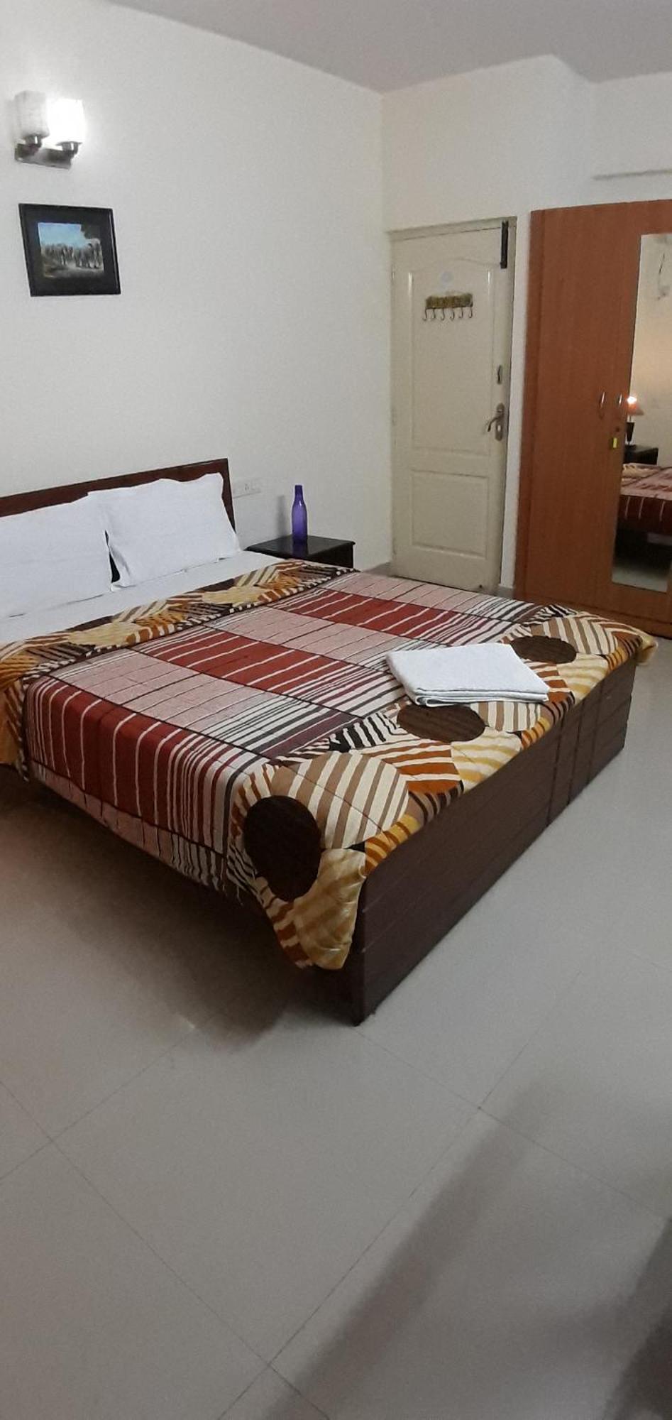 Brookside Service Apartment 班加罗尔 外观 照片
